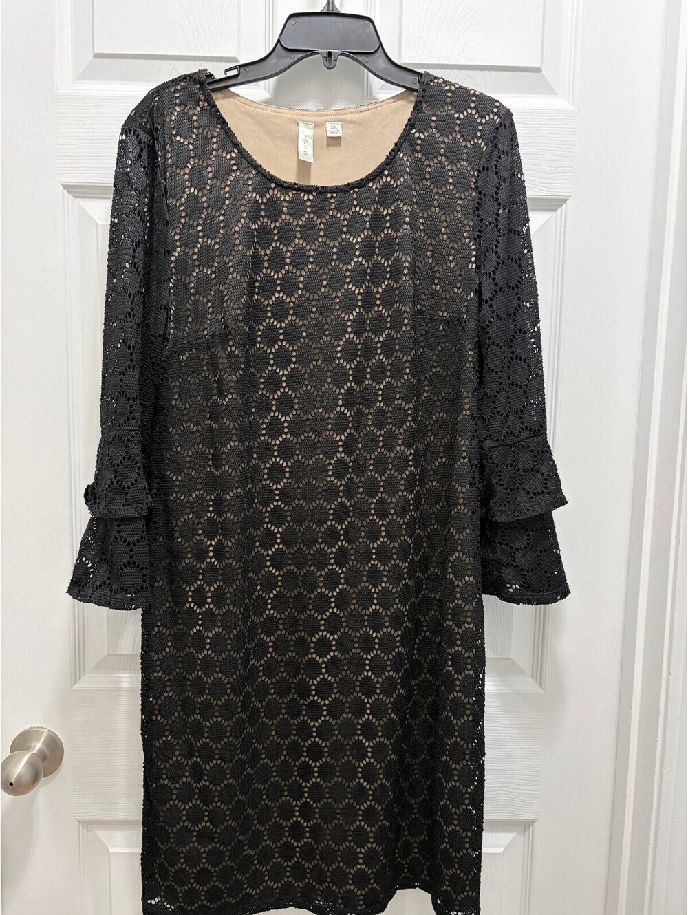 Elegant Black Lace Overlay Dress with Ruffled Sleeves XL